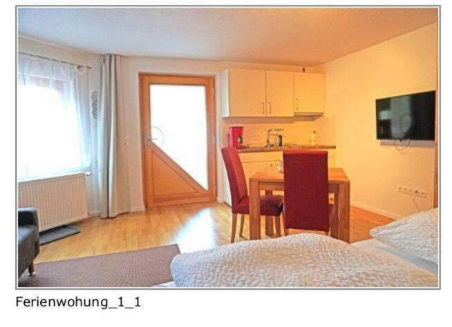 Ferienwohnung Wanderlust Klingenmünster Екстериор снимка